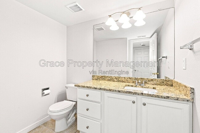 Building Photo - 2230 Andrew Dr