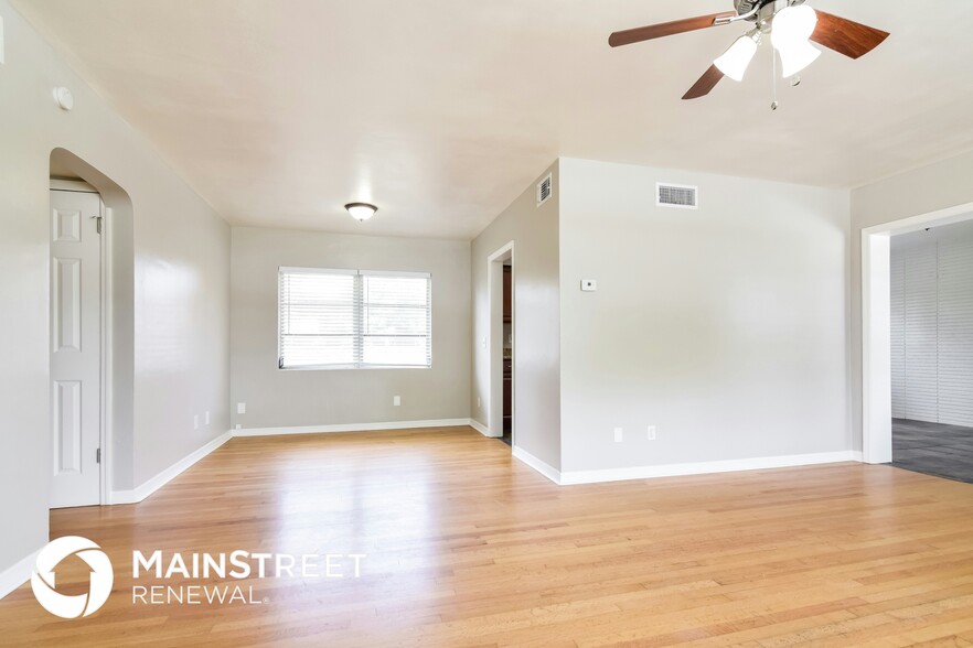 Building Photo - 1354 Whitacre Dr