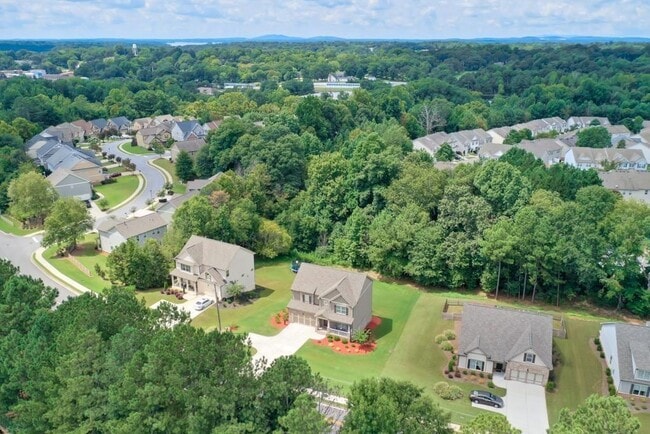 Building Photo - 4688 Cantrell Rd