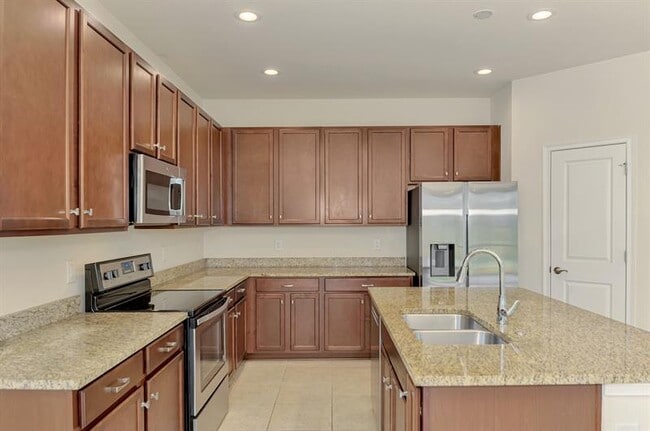 Building Photo - 4417 Conchfish Ln