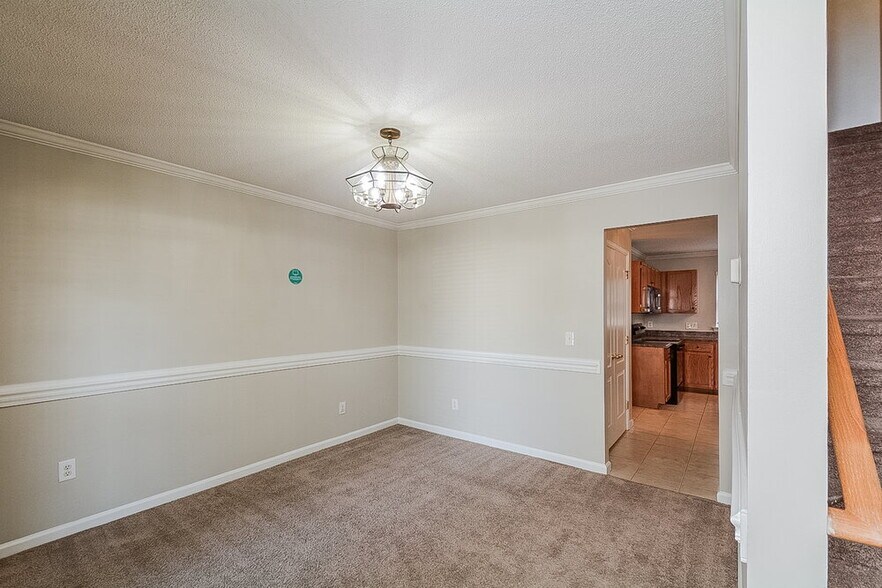 Building Photo - 5204 Cardinal Grove Blvd