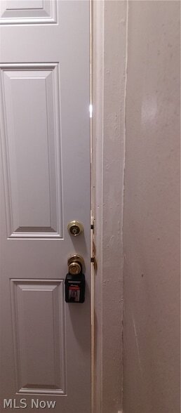 Building Photo - 956 Grant Ave