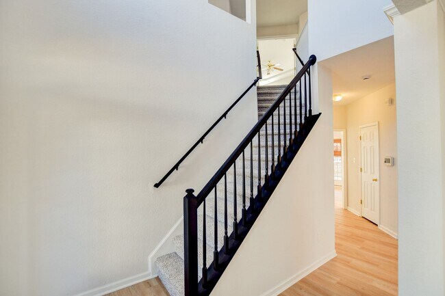 Building Photo - 2112 Seastone Trce