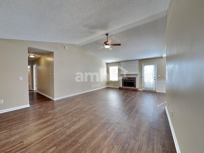 Building Photo - 505 Bellmeade Bay Dr