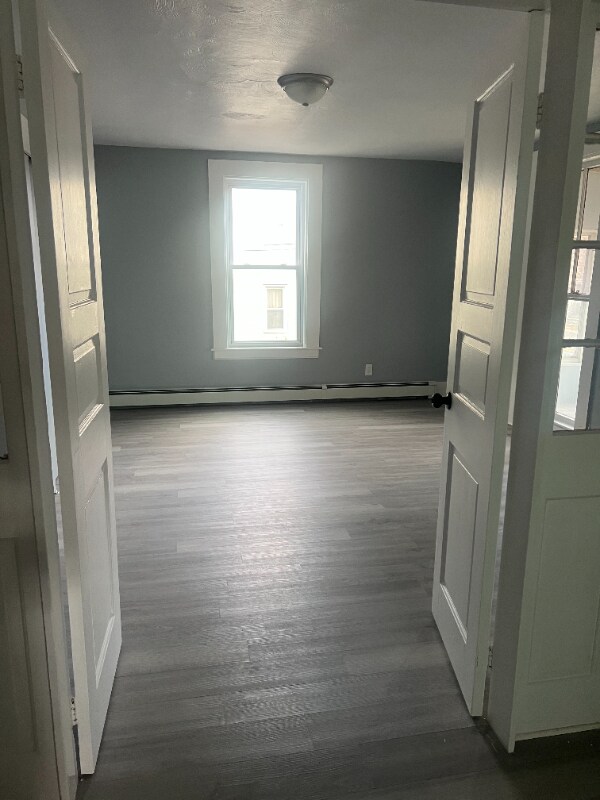 Building Photo - 74 Oak St