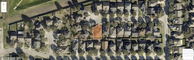 Building Photo - 15215 Possumwood Dr