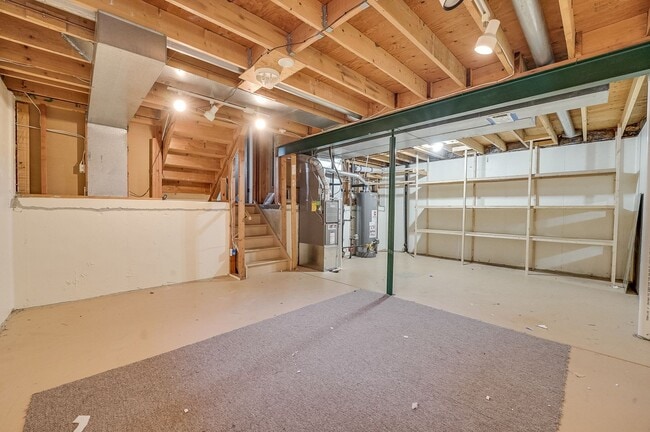 Building Photo - Cul-de-Sac Comfort | Updated Interior + Large Fenced Yard
