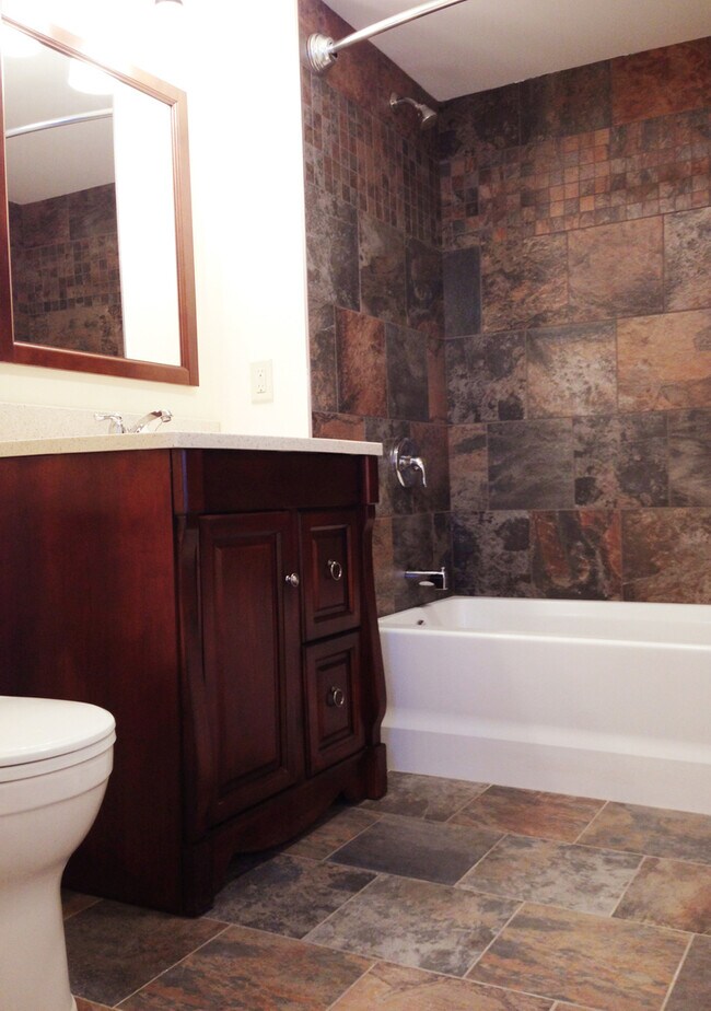 Building Photo - 50 North St