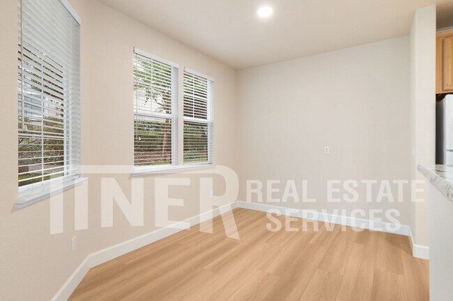 Building Photo - 1011 Boardwalk Way