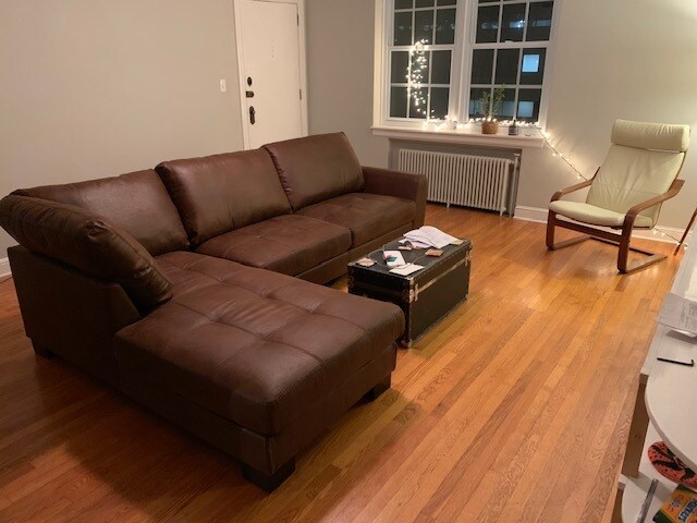 Living Room - furnished - 1337 E Morehead St