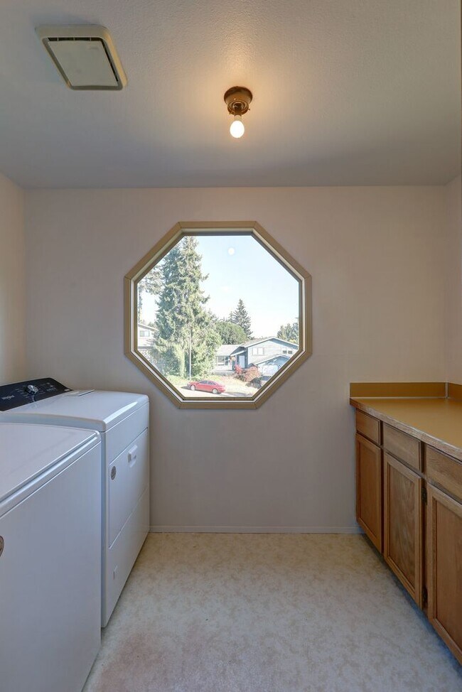 Building Photo - 2739 SW 347th Pl