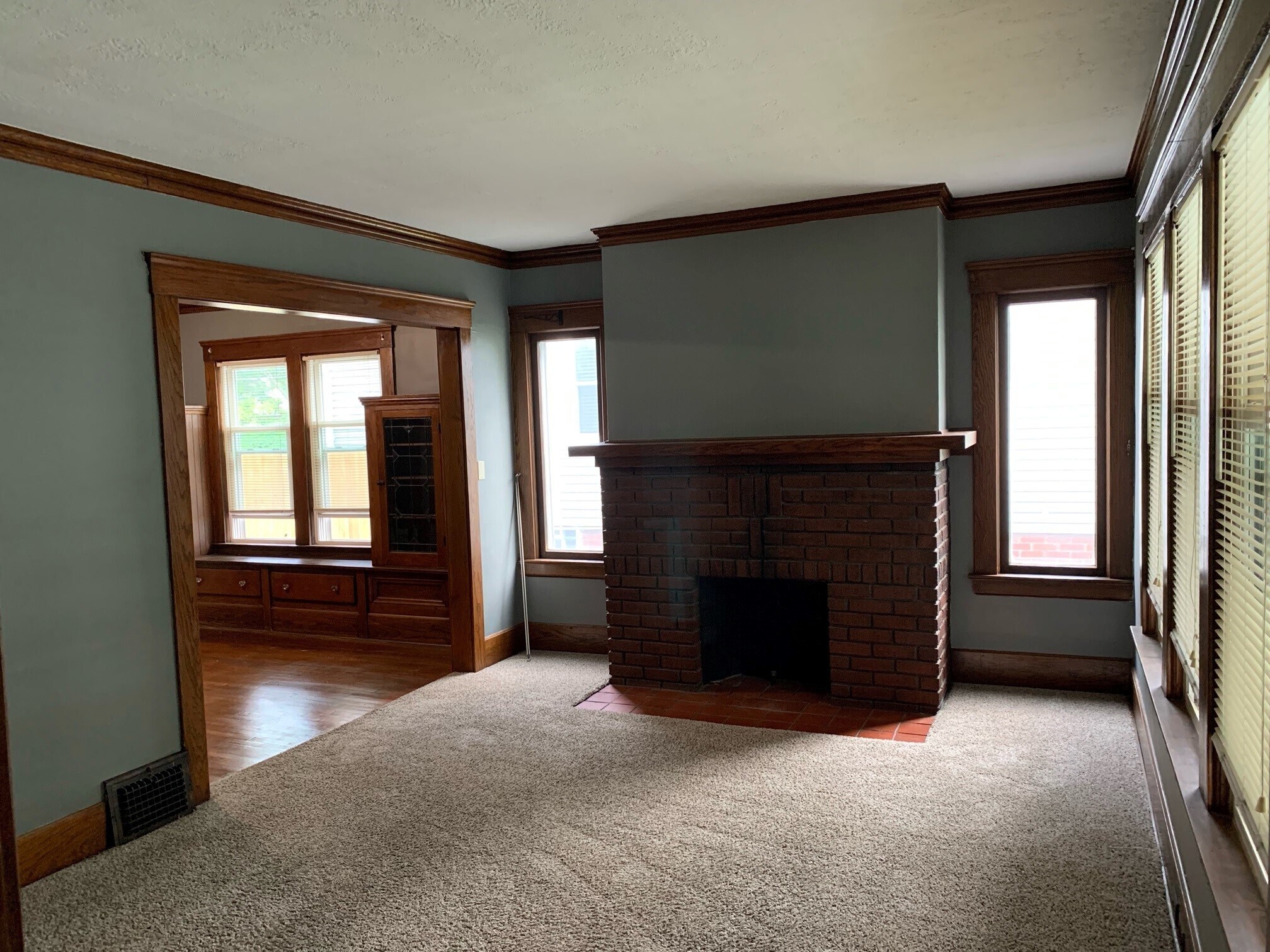 Building Photo - 1595 Warren Rd