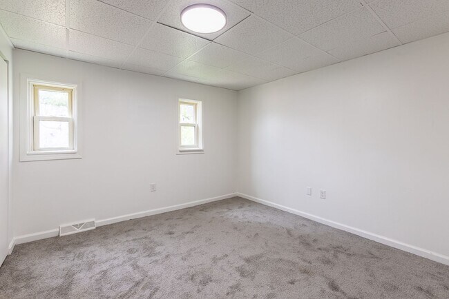 Building Photo - 1126 Arlington Ave