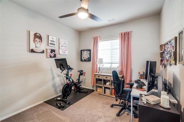 Building Photo - 9024 HUXLEY Dr