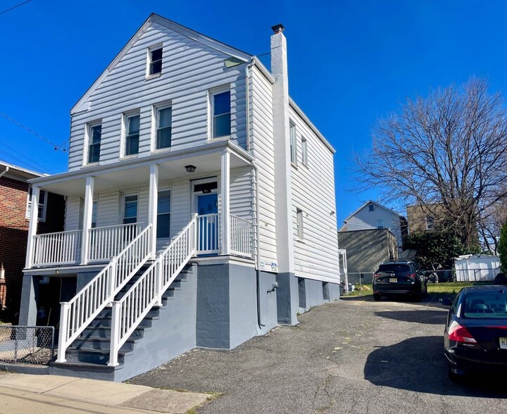 Building Photo - 80 Malcolm Ave