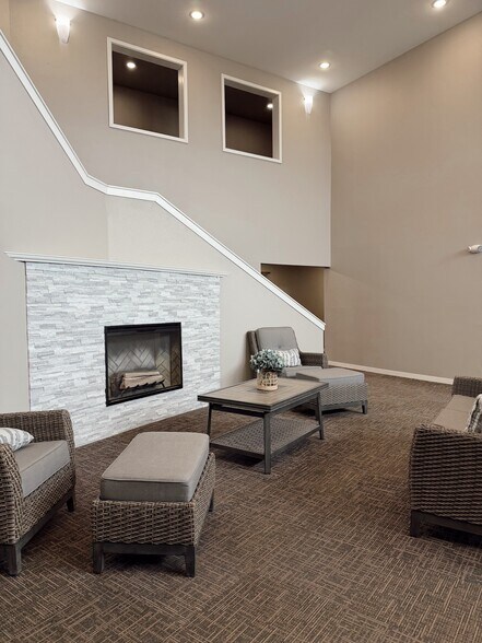 Building Photo - 10th Avenue Apartments