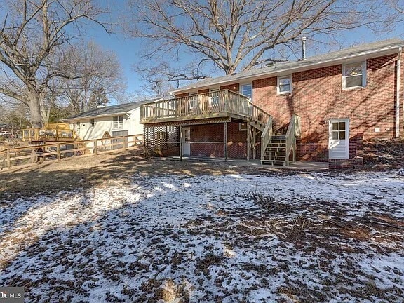 Building Photo - 302 Harris Rd