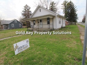 Building Photo - 2 BR 1 BA House with 2 Covered Porches and Huge Garage (NO SECTION 8)