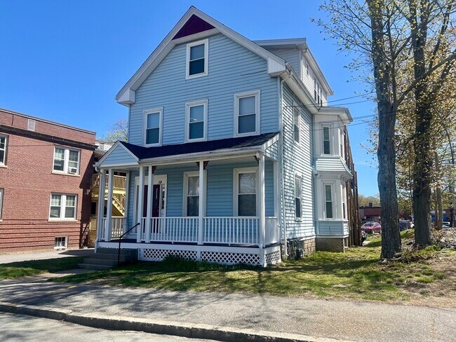 Building Photo - 17 Sanborn St