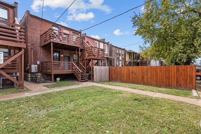 Building Photo - 3831 McRee Ave