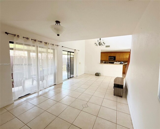 Building Photo - 6024 NW 172nd Terrace