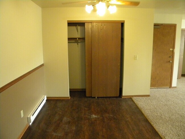 Building Photo - 2235 Sylvan Way