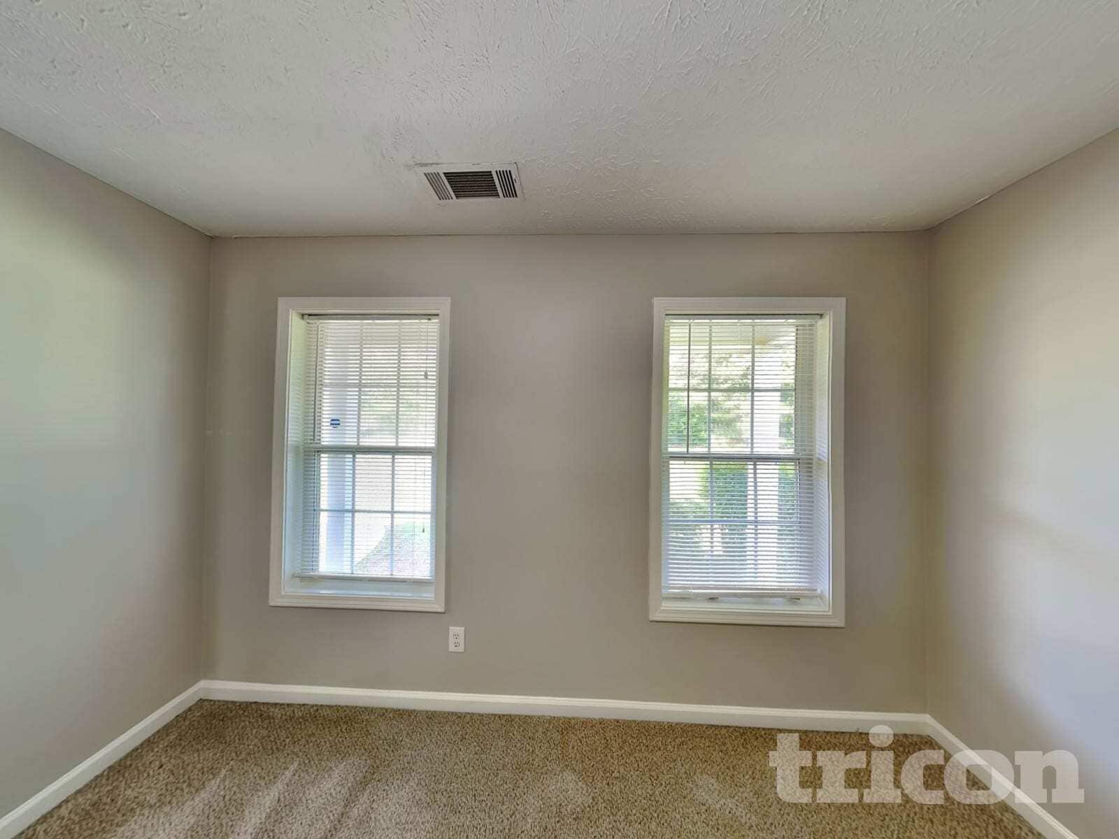 Building Photo - 101 Midland Dr