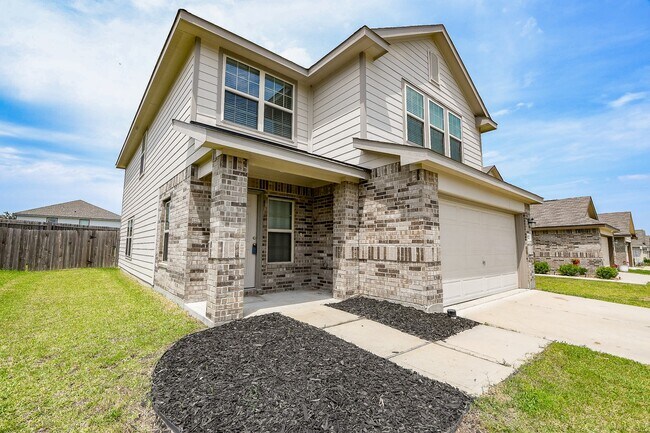 Primary Photo - 11072 N Lake Mist Ln