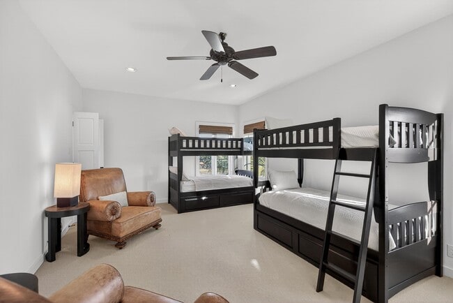 Building Photo - 127 Applehead Island Dr