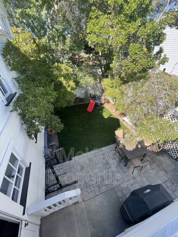 Building Photo - 277 B Ave