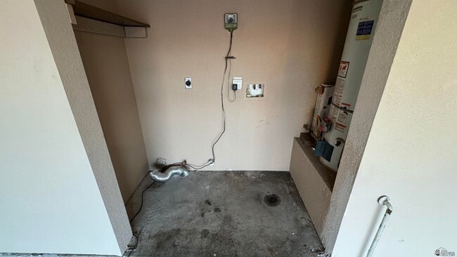 Building Photo - 8573 E 25th St