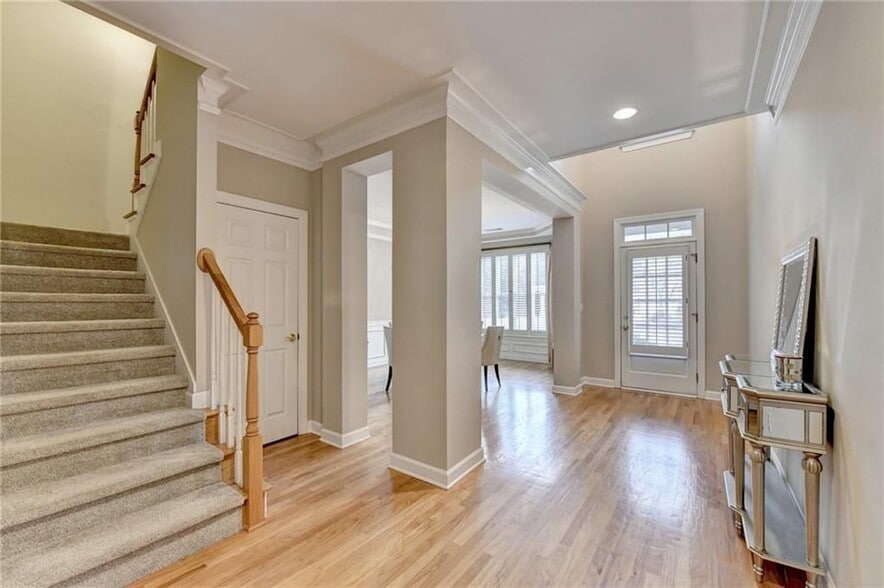 Building Photo - 106 Magnolia Grove