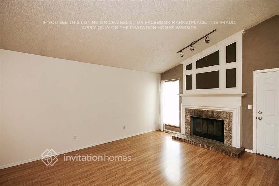 Building Photo - 4742 Malaya St