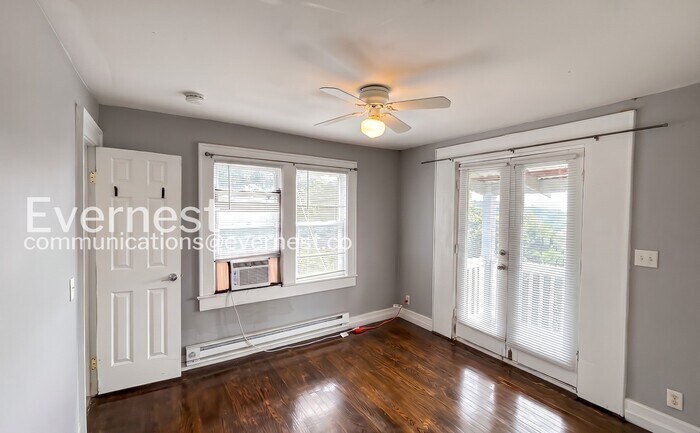 Building Photo - 32 Woodlawn Dr
