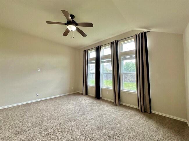 Building Photo - 8250 Arezzo Dr