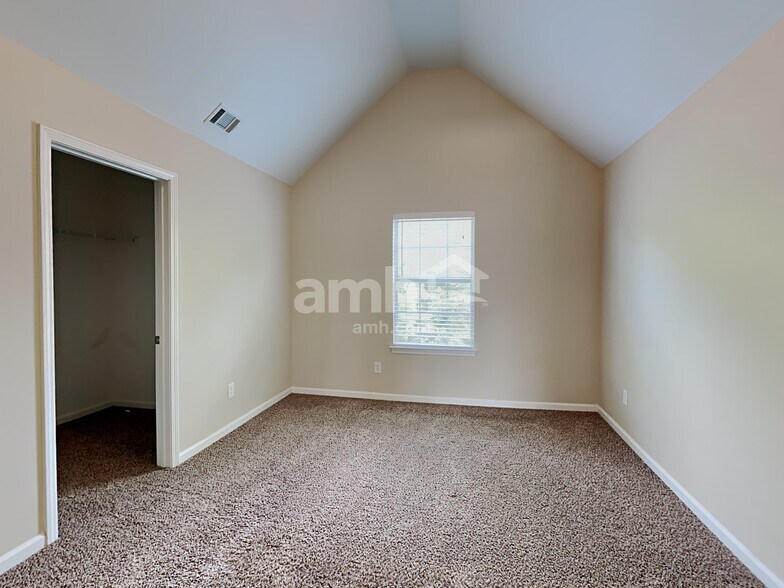 Building Photo - 2934 Gayle Manor Ln