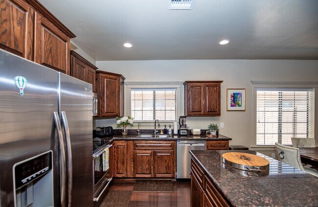 Building Photo - "Fully-Furnished 3-Bedroom, 2-Bathroom Home!"