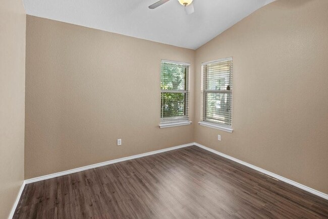 Building Photo - 3201 Wickham Ln