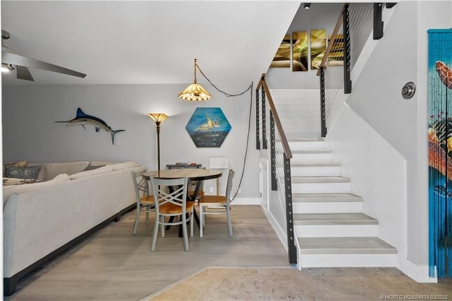 Building Photo - 6162 SE Riverboat Dr