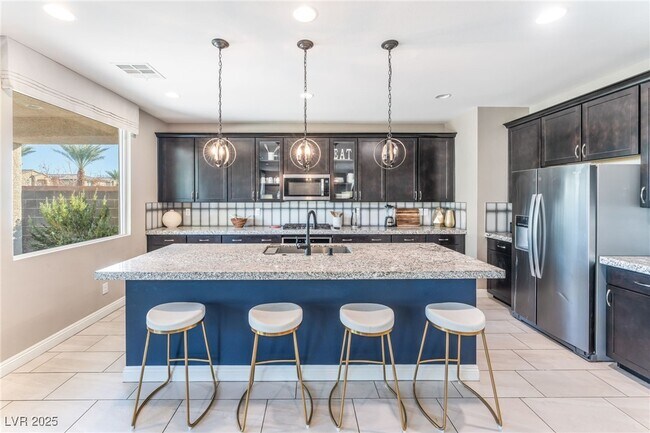 Building Photo - 1506 Visible Ave