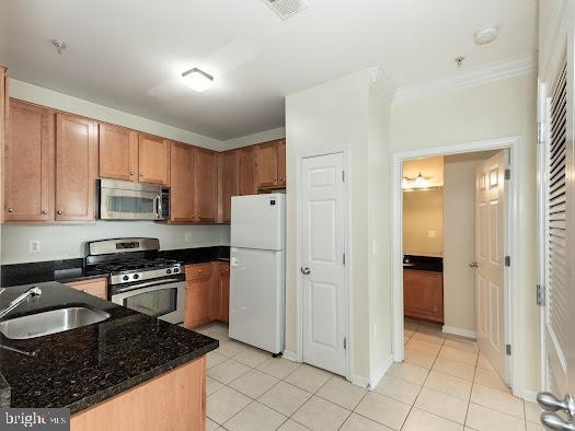 Building Photo - 4850 Eisenhower Ave