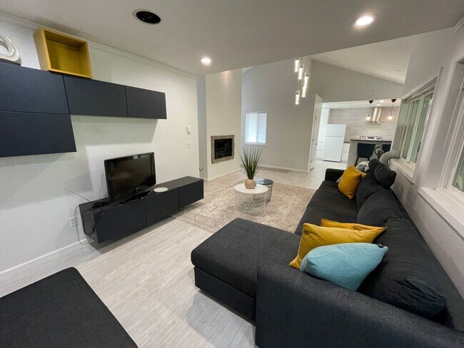 Building Photo - **Coming Soon** RARE Oswego Bay Community ...