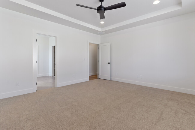 Building Photo - 4646 S Selatir Way