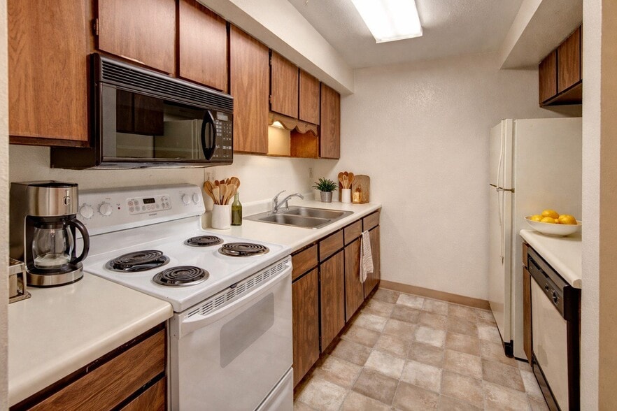 Building Photo - Terrace on the Lake