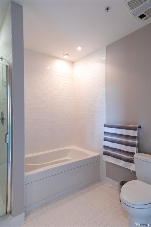 Building Photo - 111 N Main St