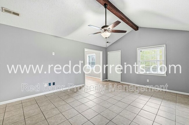 Building Photo - 517 Gibbs St