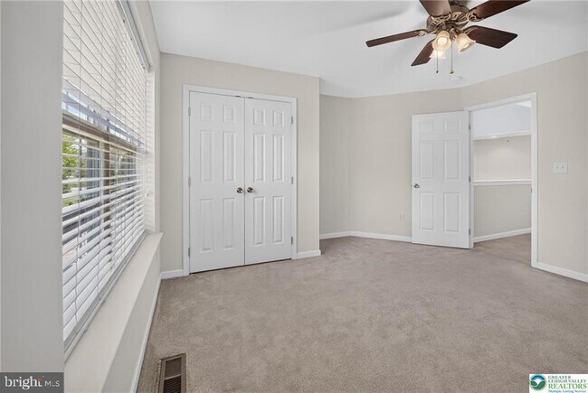 Building Photo - 5127 Dogwood Trail