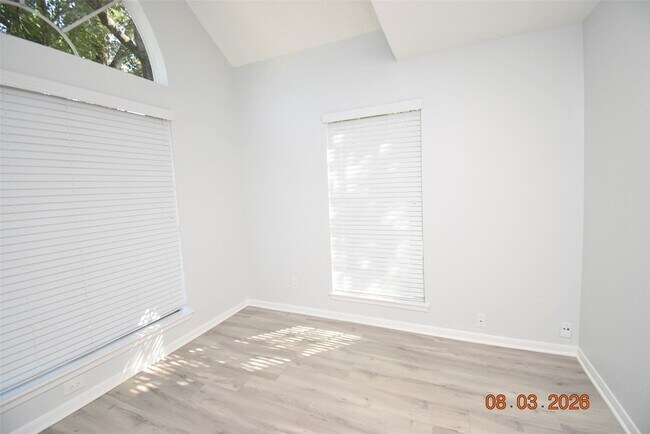 Building Photo - 111 Dunbar Estates Dr
