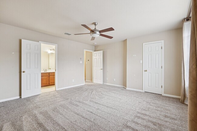 Building Photo - 519 Catanbo Ct