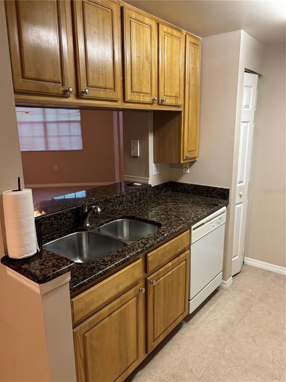 Building Photo - 5459 Bentgrass Dr